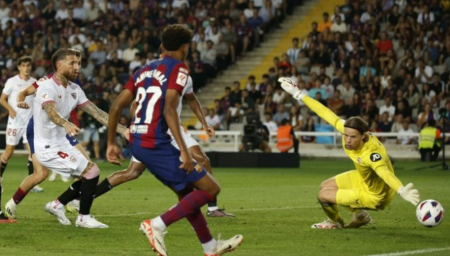 هدف راموس يرفع برشلونة للصدارة على اشبيلية